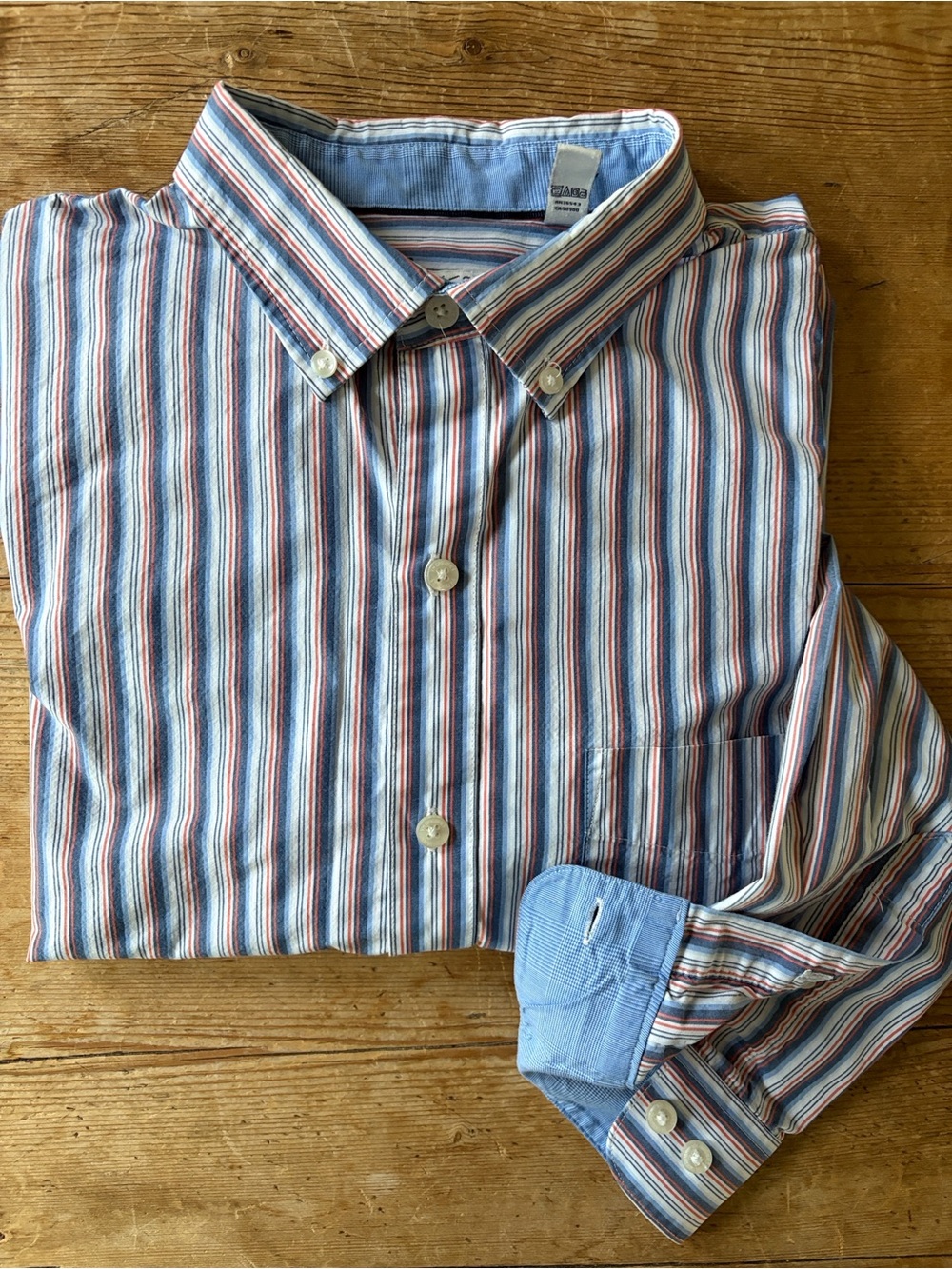 Men's Classic fit washed Striped Button-down collar Shirt in Blue, White & Red